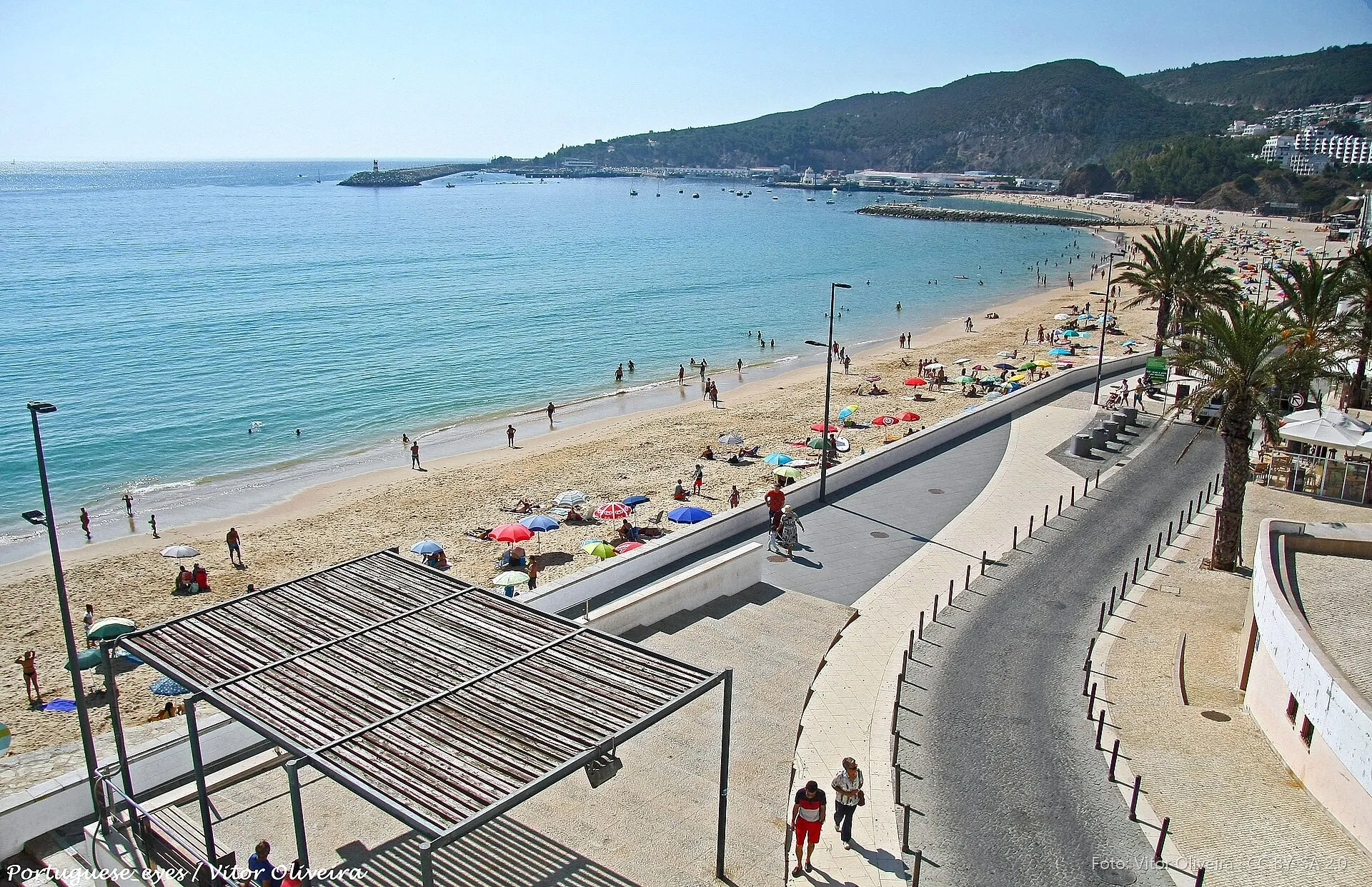 Praia e marginal de Sesimbra